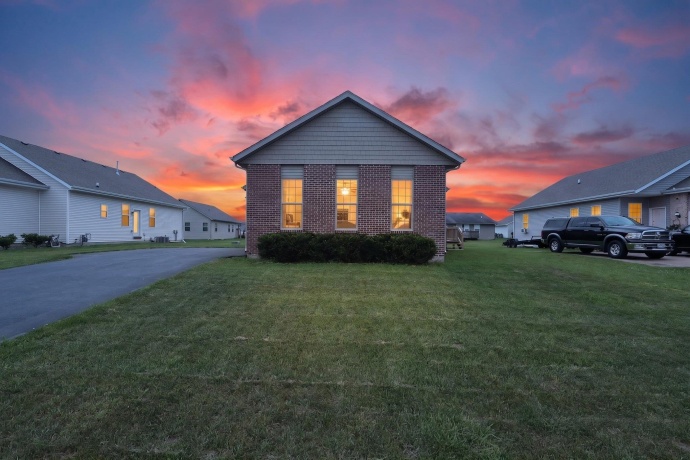 7463 Silo, MACHESNEY PARK, Illinois 61115, 4 Bedrooms Bedrooms, ,2 BathroomsBathrooms,House,For Sale,Silo,202604213