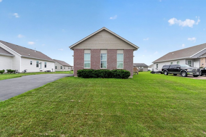 7463 Silo, MACHESNEY PARK, Illinois 61115, 4 Bedrooms Bedrooms, ,2 BathroomsBathrooms,House,For Sale,Silo,202604213