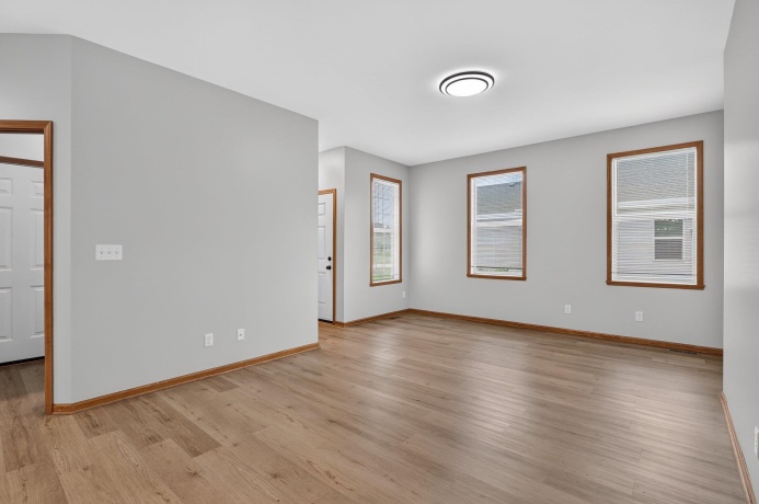 7463 Silo, MACHESNEY PARK, Illinois 61115, 4 Bedrooms Bedrooms, ,2 BathroomsBathrooms,House,For Sale,Silo,202604213