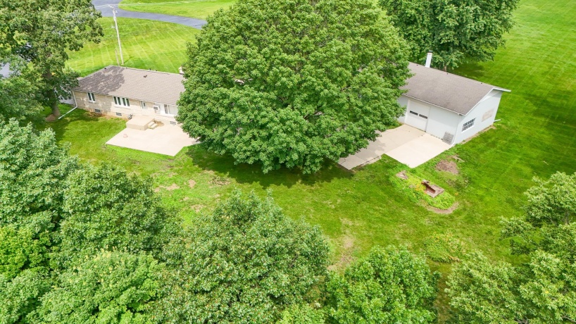1742 Wolverine, DIXON, Illinois 61021, 4 Bedrooms Bedrooms, ,3 BathroomsBathrooms,House,For Sale,Wolverine,202604214