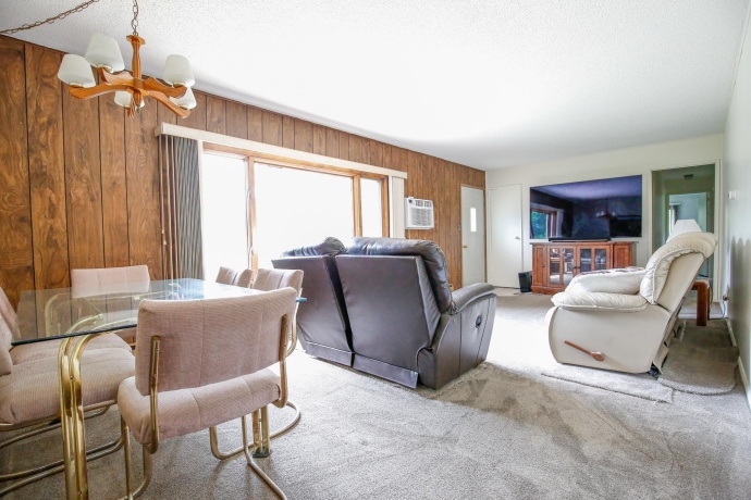 1742 Wolverine, DIXON, Illinois 61021, 4 Bedrooms Bedrooms, ,3 BathroomsBathrooms,House,For Sale,Wolverine,202604214
