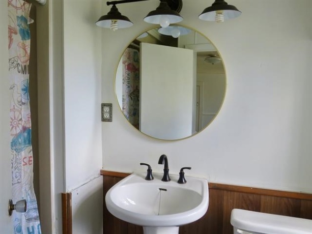 236 Hickory, GALENA, Illinois 61036, 1 Bedroom Bedrooms, ,1 BathroomBathrooms,House,For Sale,Hickory,202604218