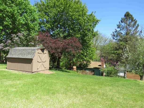 236 Hickory, GALENA, Illinois 61036, 1 Bedroom Bedrooms, ,1 BathroomBathrooms,House,For Sale,Hickory,202604218
