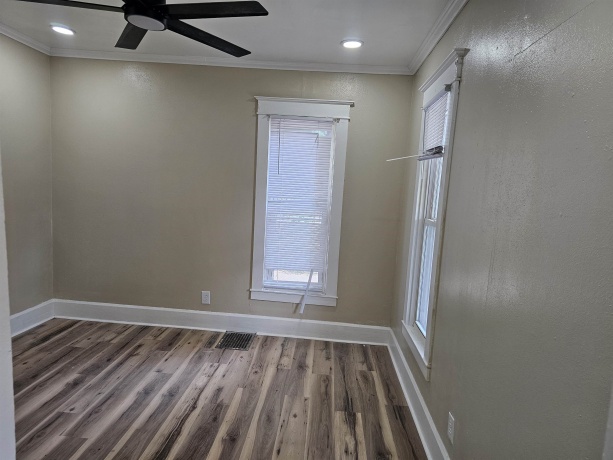 444 Forest, ROCKFORD, Illinois 61101, 3 Bedrooms Bedrooms, ,1 BathroomBathrooms,House,For Sale,Forest,202604220