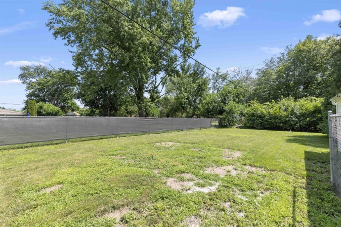 2221 Evans, LOVES PARK, Illinois 61111, 3 Bedrooms Bedrooms, ,1 BathroomBathrooms,House,For Sale,Evans,202604221