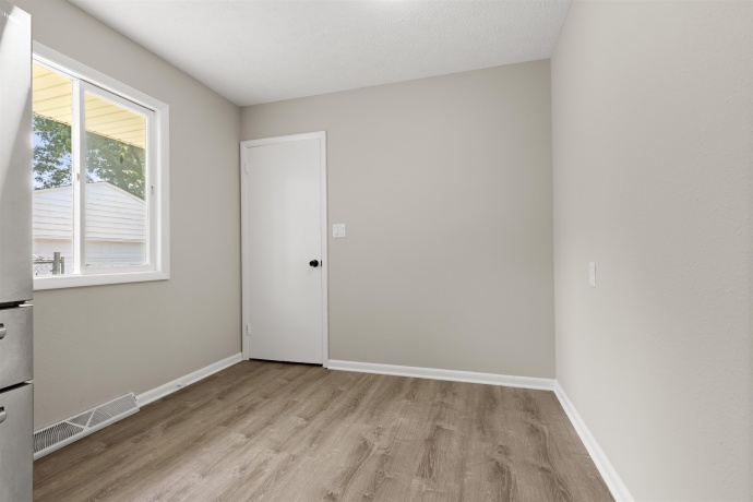 2221 Evans, LOVES PARK, Illinois 61111, 3 Bedrooms Bedrooms, ,1 BathroomBathrooms,House,For Sale,Evans,202604221