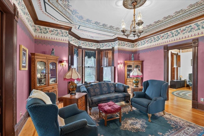 622 7th, ROCHELLE, Illinois 61068, 5 Bedrooms Bedrooms, ,2 BathroomsBathrooms,House,For Sale,7th,202604225