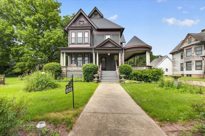 622 7th, ROCHELLE, Illinois 61068, 5 Bedrooms Bedrooms, ,2 BathroomsBathrooms,House,For Sale,7th,202604225