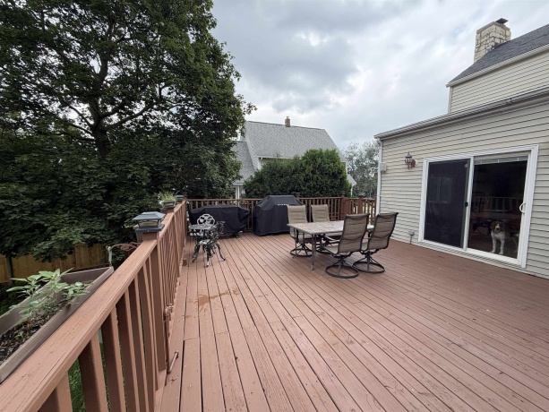 915 Julien, BELVIDERE, Illinois 61008, 3 Bedrooms Bedrooms, ,2 BathroomsBathrooms,House,For Sale,Julien,202604226