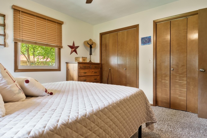 210 CENTER, ROCKTON, Illinois 61072, 2 Bedrooms Bedrooms, ,2 BathroomsBathrooms,House,For Sale,CENTER,202604207