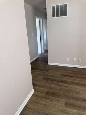 310 Stewart, FREEPORT, Illinois 61032, 3 Bedrooms Bedrooms, ,1 BathroomBathrooms,House,For Sale,Stewart,202604227