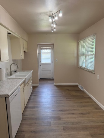 310 Stewart, FREEPORT, Illinois 61032, 3 Bedrooms Bedrooms, ,1 BathroomBathrooms,House,For Sale,Stewart,202604227