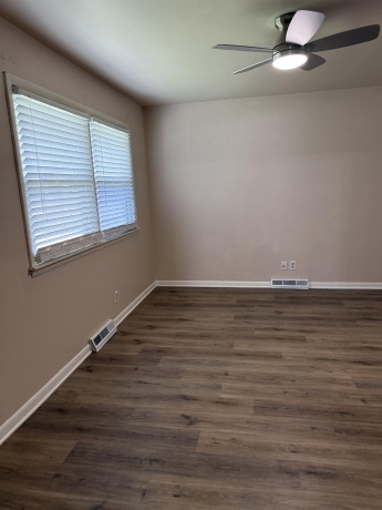 310 Stewart, FREEPORT, Illinois 61032, 3 Bedrooms Bedrooms, ,1 BathroomBathrooms,House,For Sale,Stewart,202604227