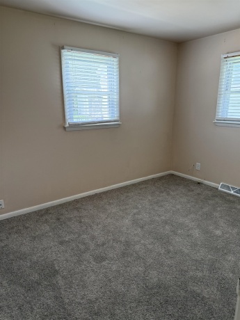 310 Stewart, FREEPORT, Illinois 61032, 3 Bedrooms Bedrooms, ,1 BathroomBathrooms,House,For Sale,Stewart,202604227
