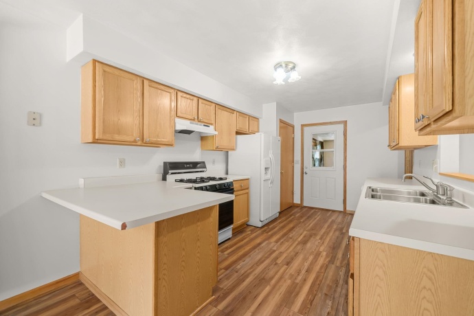 510 HITT, MOUNT MORRIS, Illinois 61054, 3 Bedrooms Bedrooms, ,3 BathroomsBathrooms,House,For Sale,HITT,202604228