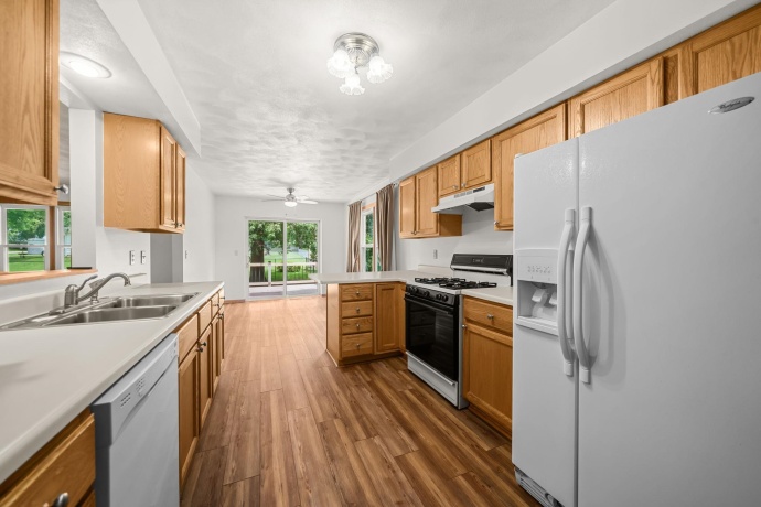 510 HITT, MOUNT MORRIS, Illinois 61054, 3 Bedrooms Bedrooms, ,3 BathroomsBathrooms,House,For Sale,HITT,202604228