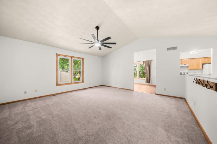 510 HITT, MOUNT MORRIS, Illinois 61054, 3 Bedrooms Bedrooms, ,3 BathroomsBathrooms,House,For Sale,HITT,202604228