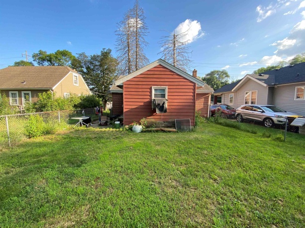 2336 19th, ROCKFORD, Illinois 61104, 2 Bedrooms Bedrooms, ,1 BathroomBathrooms,House,For Sale,19th,202604229