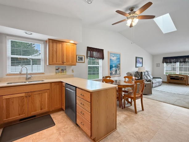 562 Pine Meadow, DIXON, Illinois 61021, 2 Bedrooms Bedrooms, ,1 BathroomBathrooms,House,For Sale,Pine Meadow,202604232