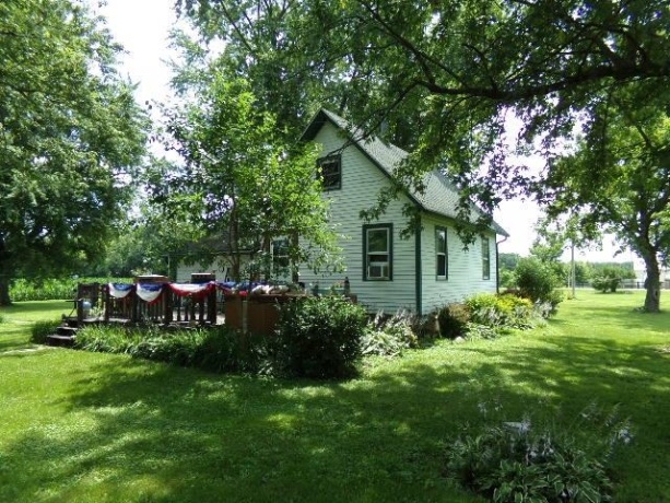 10006 Spring, GARDEN PRAIRIE, Illinois 61038, 1 Bedroom Bedrooms, ,1 BathroomBathrooms,House,For Sale,Spring,202604234