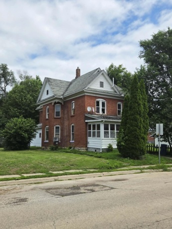 440 BOWEN, SAVANNA, Illinois 61074, 6 Bedrooms Bedrooms, ,2 BathroomsBathrooms,House,For Sale,BOWEN,202604235