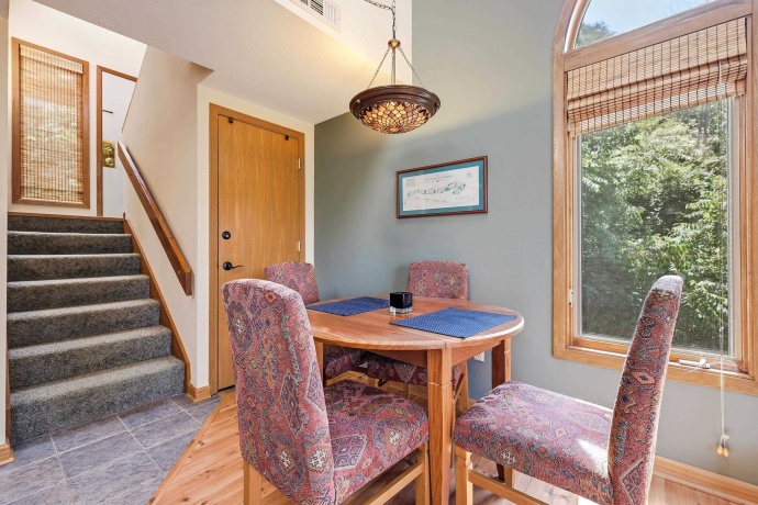 24 Spring Creek, GALENA, Illinois 61036, 2 Bedrooms Bedrooms, ,2 BathroomsBathrooms,Condominium,For Sale,Spring Creek,202604236