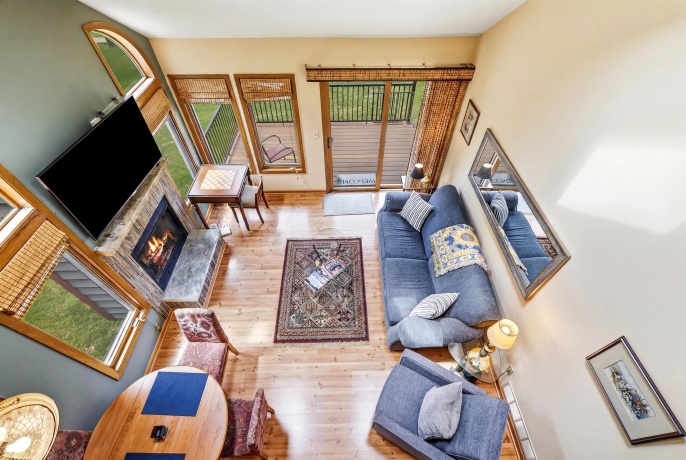 24 Spring Creek, GALENA, Illinois 61036, 2 Bedrooms Bedrooms, ,2 BathroomsBathrooms,Condominium,For Sale,Spring Creek,202604236