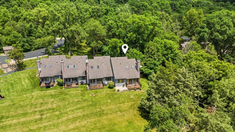 24 Spring Creek, GALENA, Illinois 61036, 2 Bedrooms Bedrooms, ,2 BathroomsBathrooms,Condominium,For Sale,Spring Creek,202604236