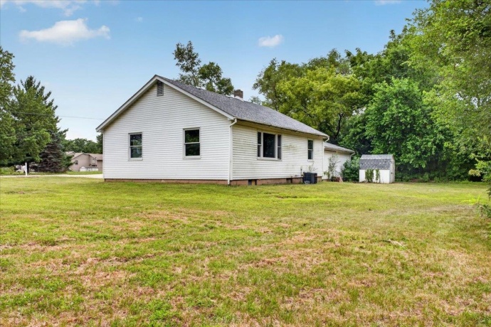 802 Darwin, MACHESNEY PARK, Illinois 61115, 2 Bedrooms Bedrooms, ,1 BathroomBathrooms,House,For Sale,Darwin,202604238