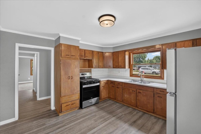 802 Darwin, MACHESNEY PARK, Illinois 61115, 2 Bedrooms Bedrooms, ,1 BathroomBathrooms,House,For Sale,Darwin,202604238