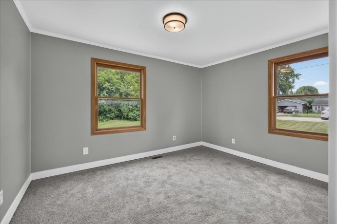 802 Darwin, MACHESNEY PARK, Illinois 61115, 2 Bedrooms Bedrooms, ,1 BathroomBathrooms,House,For Sale,Darwin,202604238