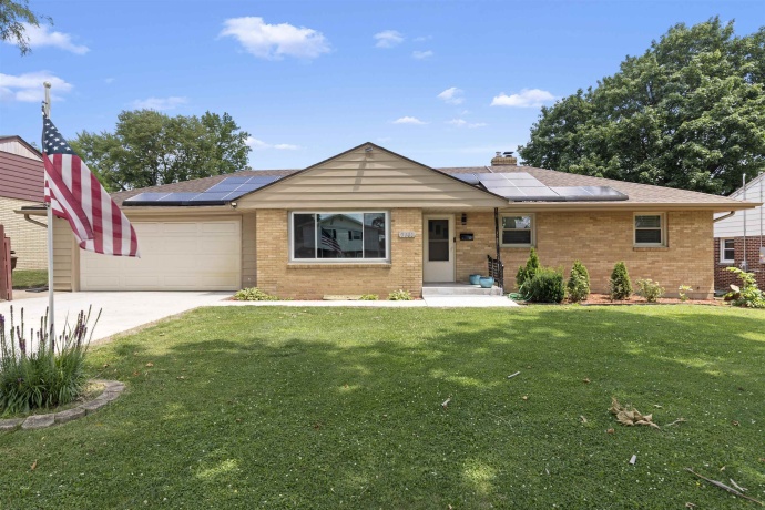 3631 Huffman, ROCKFORD, Illinois 61103, 4 Bedrooms Bedrooms, ,4 BathroomsBathrooms,House,For Sale,Huffman,202604240