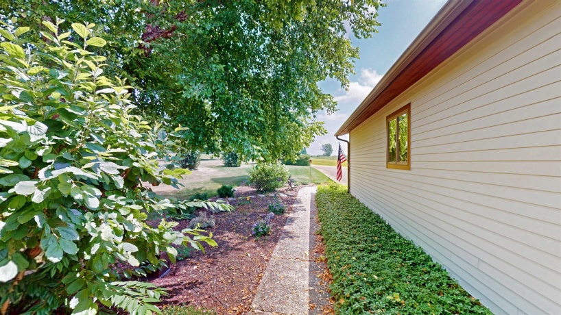 24-83 Ranchwood, LAKE CARROLL, Illinois 61046, 5 Bedrooms Bedrooms, ,3 BathroomsBathrooms,House,For Sale,Ranchwood,202604241