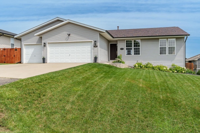853 Goosedown, ROSCOE, Illinois 61073, 5 Bedrooms Bedrooms, ,2 BathroomsBathrooms,House,For Sale,Goosedown,202604245