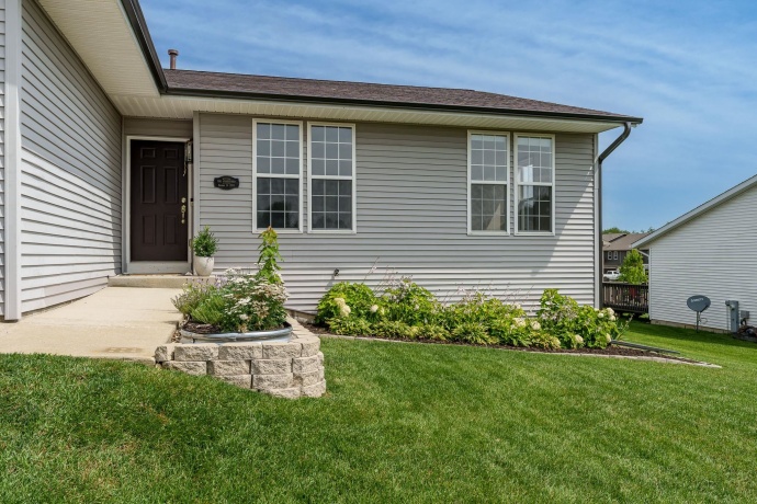 853 Goosedown, ROSCOE, Illinois 61073, 5 Bedrooms Bedrooms, ,2 BathroomsBathrooms,House,For Sale,Goosedown,202604245