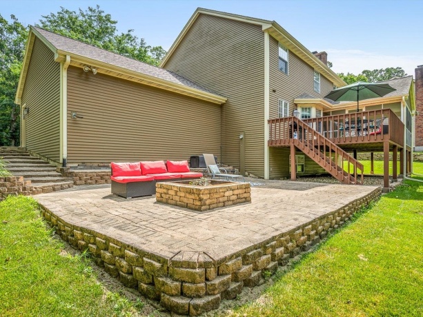 12352 LEDGES, ROSCOE, Illinois 61073, 4 Bedrooms Bedrooms, ,2 BathroomsBathrooms,House,For Sale,LEDGES,202604246