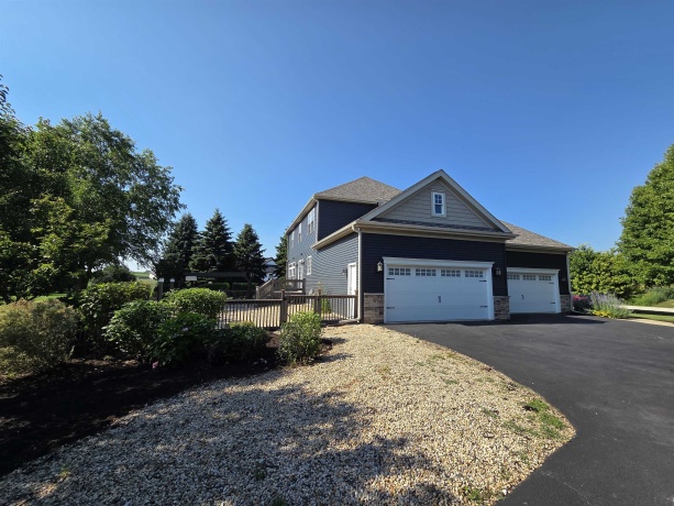 13200 NEWBURY, CALEDONIA, Illinois 61011, 5 Bedrooms Bedrooms, ,3 BathroomsBathrooms,House,For Sale,NEWBURY,202604247