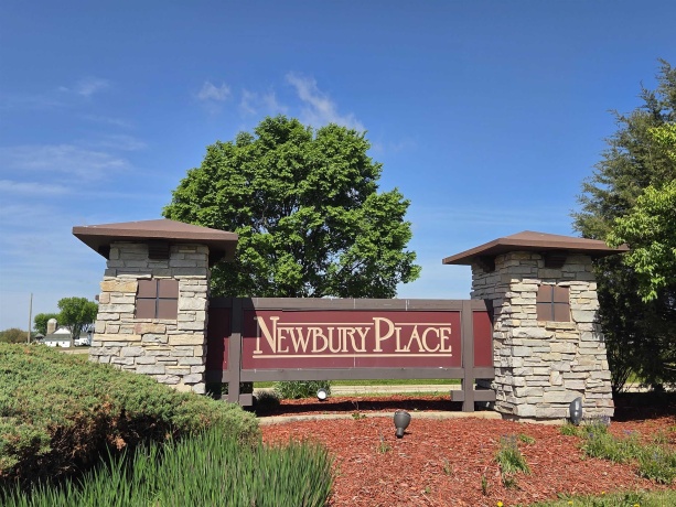 13200 NEWBURY, CALEDONIA, Illinois 61011, 5 Bedrooms Bedrooms, ,3 BathroomsBathrooms,House,For Sale,NEWBURY,202604247