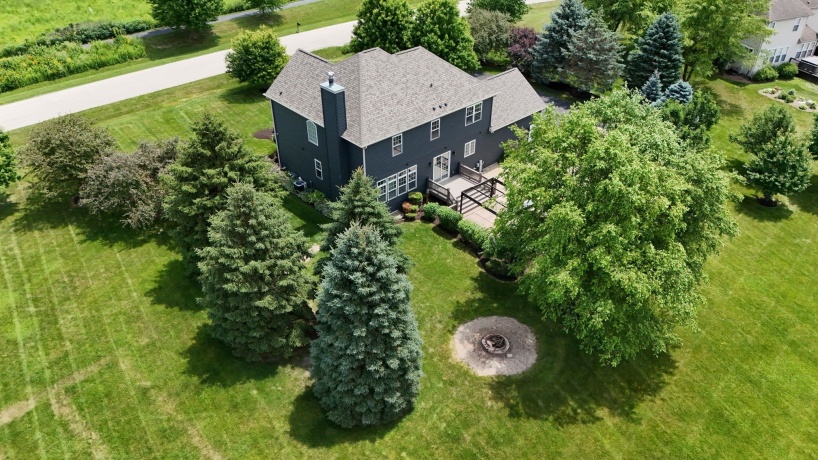 13200 NEWBURY, CALEDONIA, Illinois 61011, 5 Bedrooms Bedrooms, ,3 BathroomsBathrooms,House,For Sale,NEWBURY,202604247