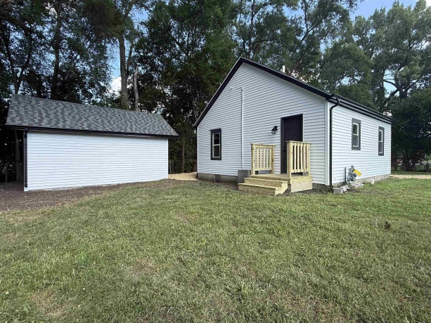 2403 Belden, ROCKFORD, Illinois 61101, 2 Bedrooms Bedrooms, ,1 BathroomBathrooms,House,For Sale,Belden,202604248