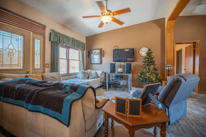 9304 Ellis, FENTON, Illinois 61251, 2 Bedrooms Bedrooms, ,1 BathroomBathrooms,House,For Sale,Ellis,202604251