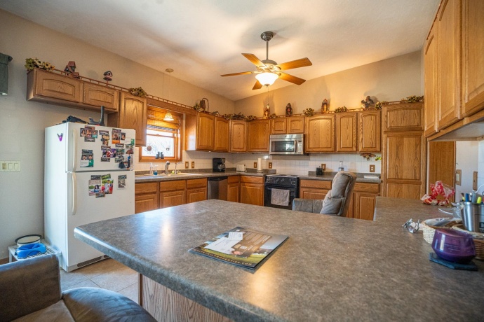 9304 Ellis, FENTON, Illinois 61251, 2 Bedrooms Bedrooms, ,1 BathroomBathrooms,House,For Sale,Ellis,202604251