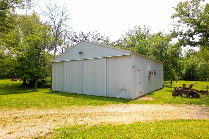 9304 Ellis, FENTON, Illinois 61251, 2 Bedrooms Bedrooms, ,1 BathroomBathrooms,House,For Sale,Ellis,202604251