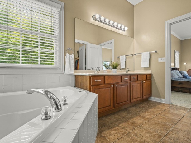 11531 CROSS CREEK ESTATES, BELVIDERE, Illinois 61008, 4 Bedrooms Bedrooms, ,2 BathroomsBathrooms,House,For Sale,CROSS CREEK ESTATES,202604253