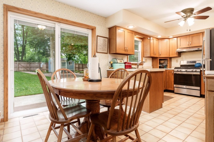 2430 Evanston, ROCKFORD, Illinois 61108, 3 Bedrooms Bedrooms, ,1 BathroomBathrooms,House,For Sale,Evanston,202604255