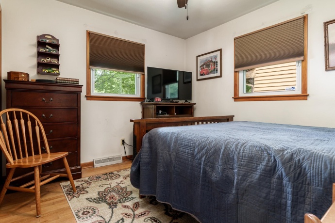 2430 Evanston, ROCKFORD, Illinois 61108, 3 Bedrooms Bedrooms, ,1 BathroomBathrooms,House,For Sale,Evanston,202604255