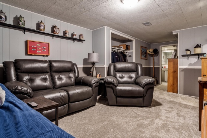 2430 Evanston, ROCKFORD, Illinois 61108, 3 Bedrooms Bedrooms, ,1 BathroomBathrooms,House,For Sale,Evanston,202604255