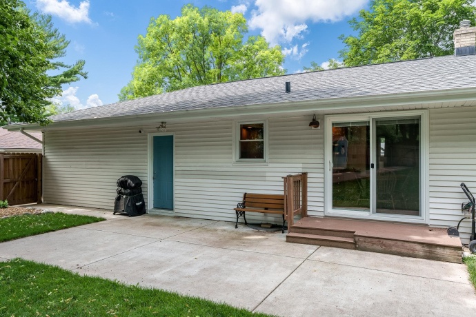 2430 Evanston, ROCKFORD, Illinois 61108, 3 Bedrooms Bedrooms, ,1 BathroomBathrooms,House,For Sale,Evanston,202604255