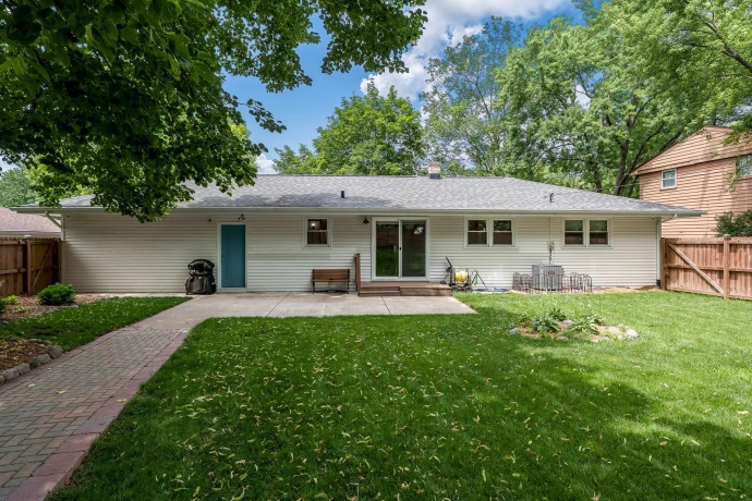 2430 Evanston, ROCKFORD, Illinois 61108, 3 Bedrooms Bedrooms, ,1 BathroomBathrooms,House,For Sale,Evanston,202604255