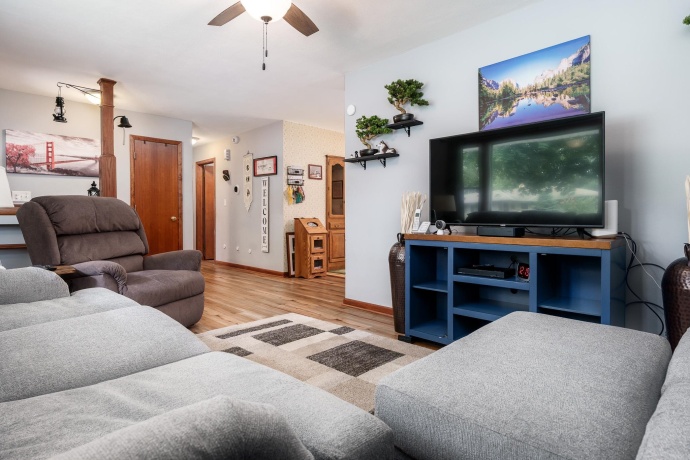 2430 Evanston, ROCKFORD, Illinois 61108, 3 Bedrooms Bedrooms, ,1 BathroomBathrooms,House,For Sale,Evanston,202604255